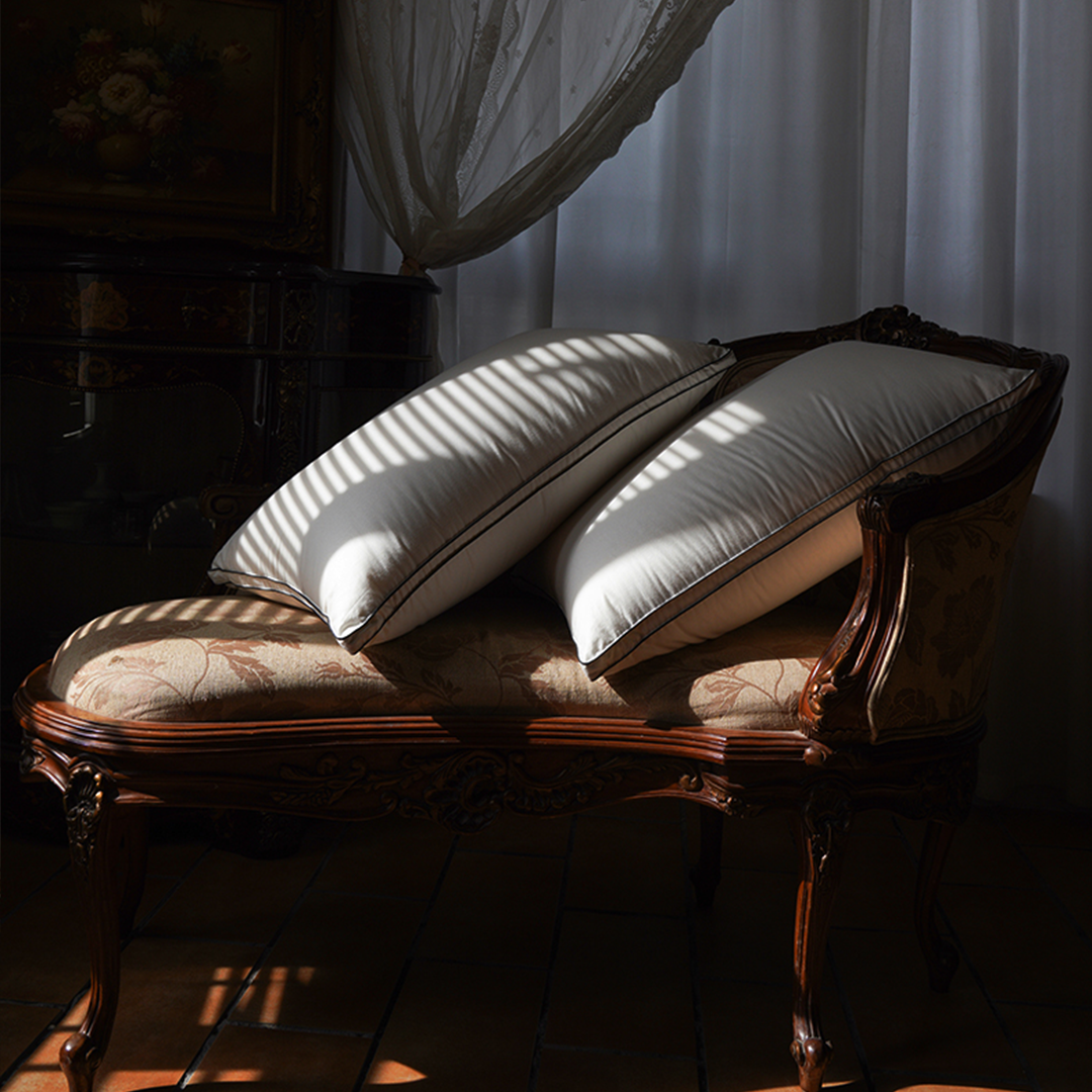 1000 F.P Hungarian Pure Goose Down Pillow